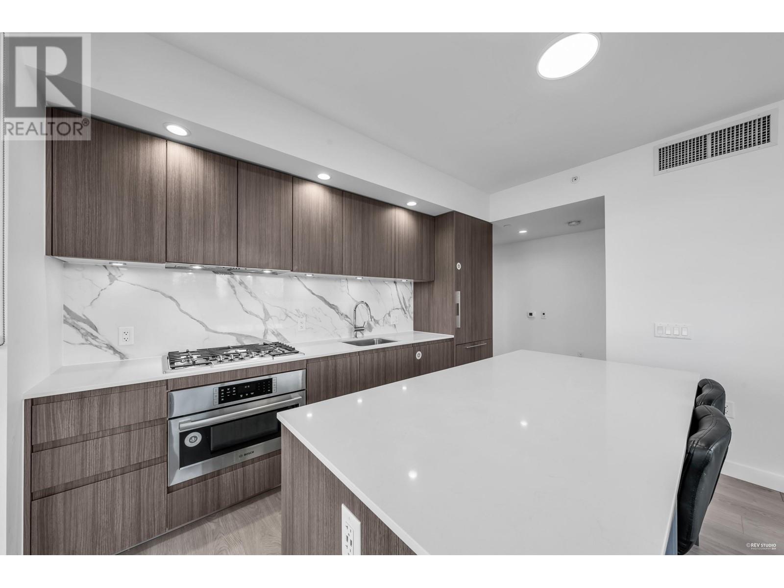 Property at 307 6463 SILVER AVENUE image 4