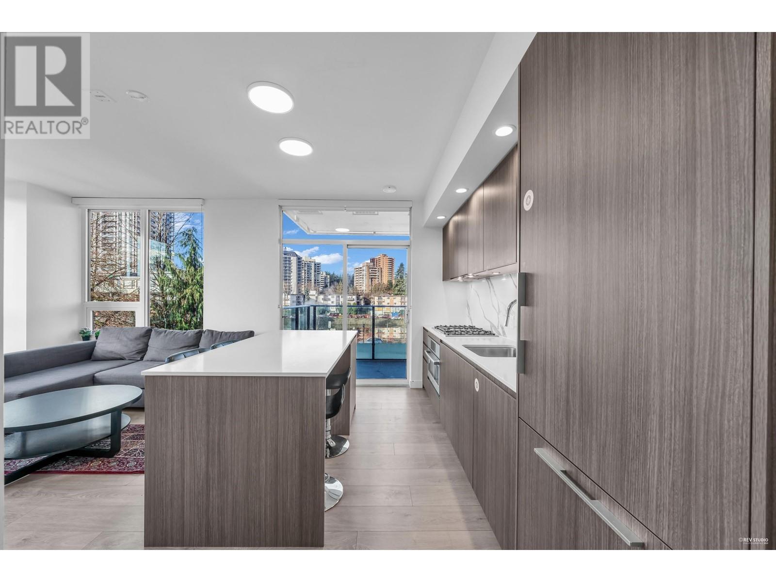Property at 307 6463 SILVER AVENUE image 3