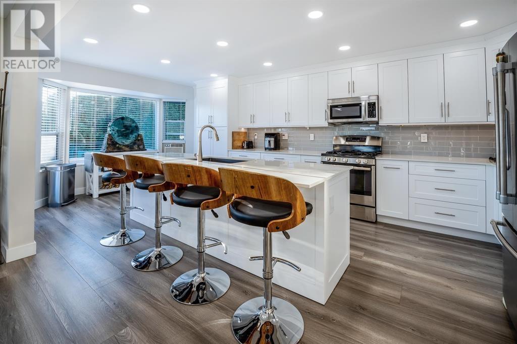 Property at 11451 BEST STREET image 2
