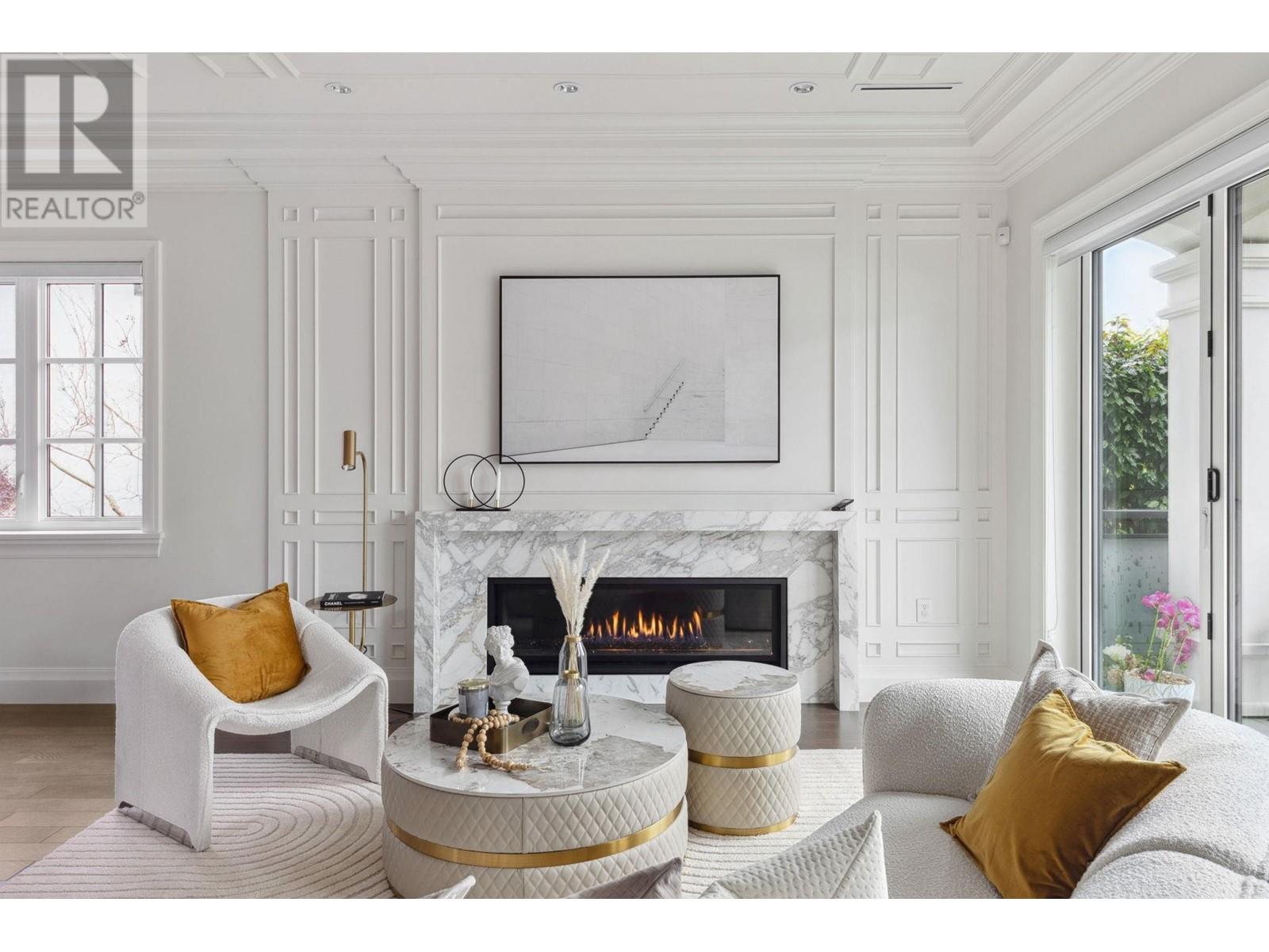 Listing Picture 7 of 33 : 4062 W 39TH AVENUE, Vancouver / 溫哥華 - 魯藝地產 Yvonne Lu Group - MLS Medallion Club Member