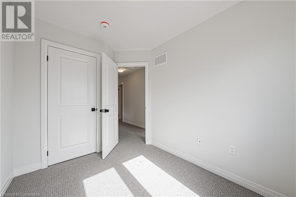 155 Equestrian Way Unit# 98, Cambridge, Ontario  N3E 0E8 - Photo 4 - 40679920