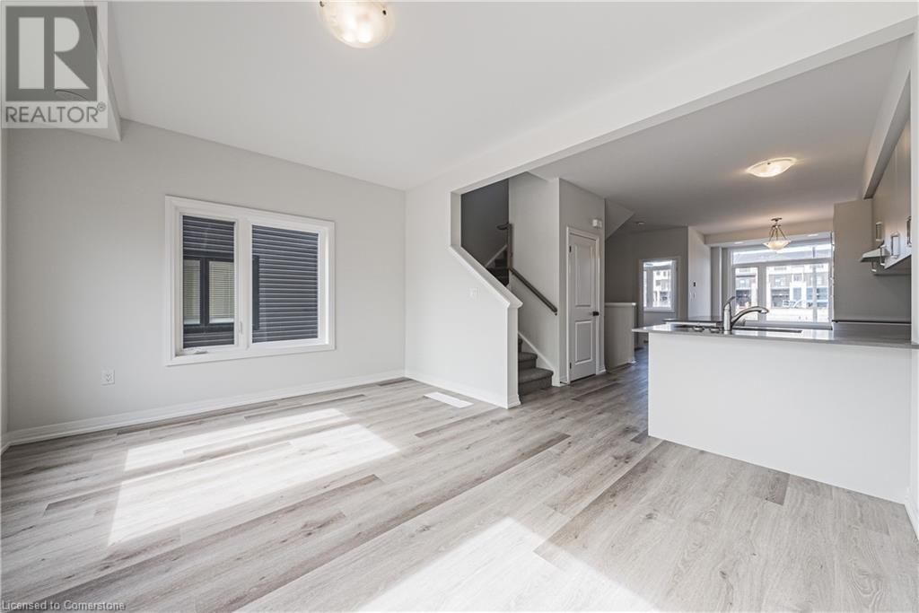 155 Equestrian Way Unit# 98, Cambridge, Ontario  N3E 0E8 - Photo 22 - 40679920