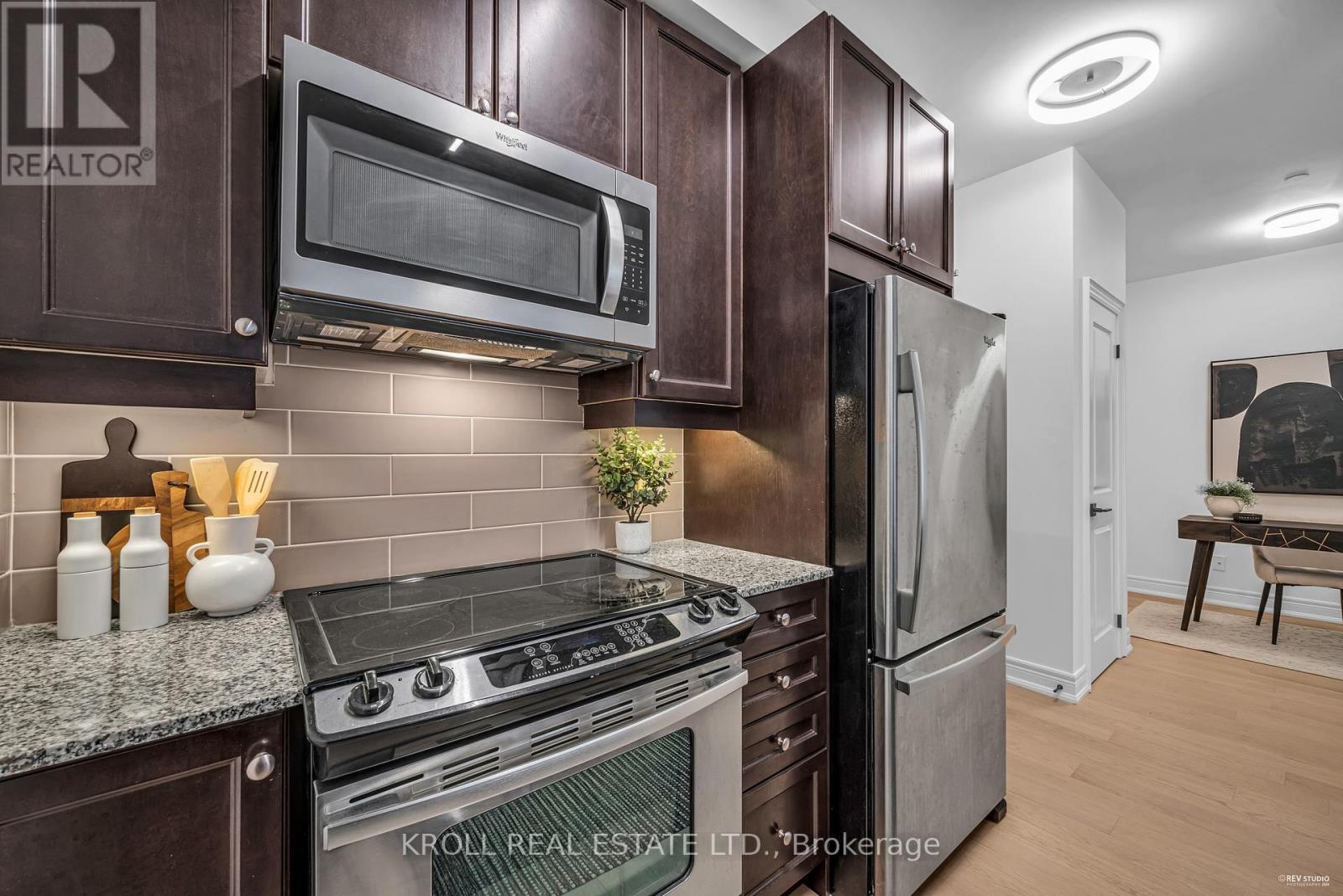 112 - 701 Sheppard Avenue W, Toronto, Ontario  M3H 0B2 - Photo 6 - C11881283