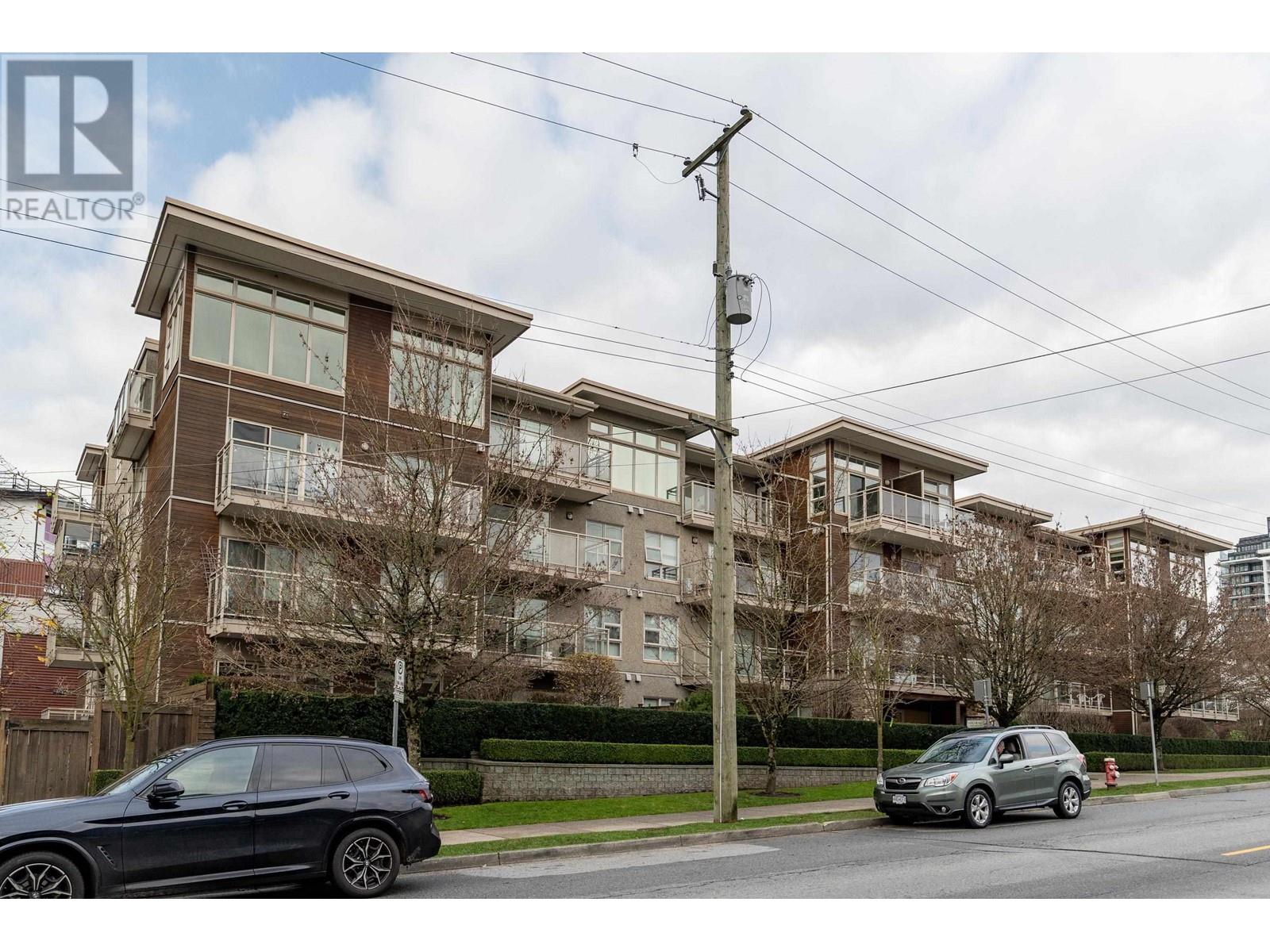 201 1033 St. Georges Avenue, North Vancouver, British Columbia V7L 3H5 - Photo 7 - R2948099