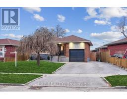 137 Kingsview Boulevard, Toronto (Kingsview Village-The Westway), Ca