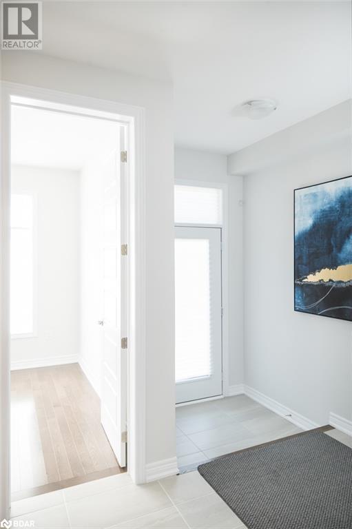 3401 Vernon Powell Drive, Oakville, Ontario L6H 0Y3 - Photo 3 - 40683377