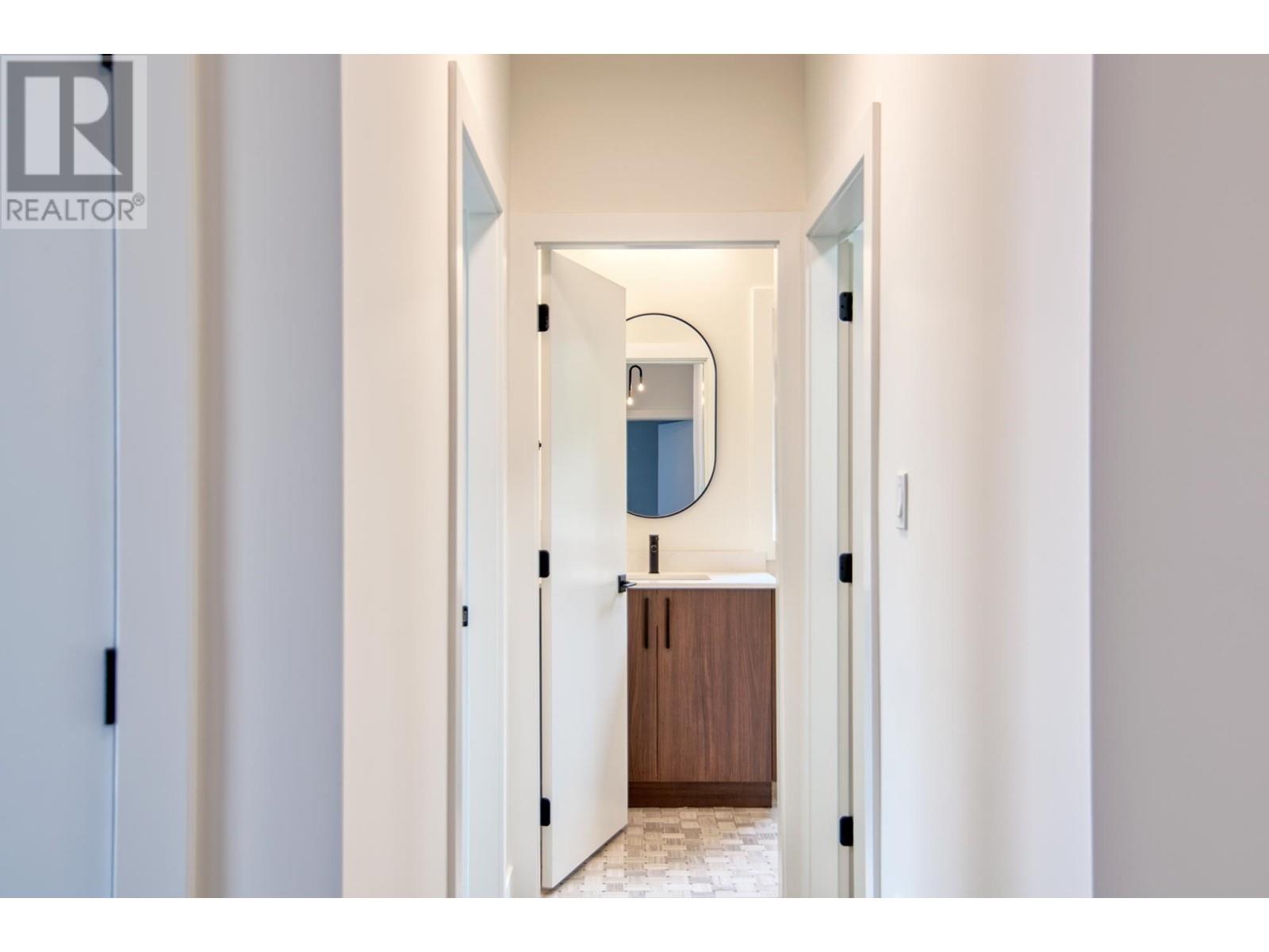 5409 Stellar Way, Sechelt, British Columbia  V7Z 0M1 - Photo 19 - R2884986