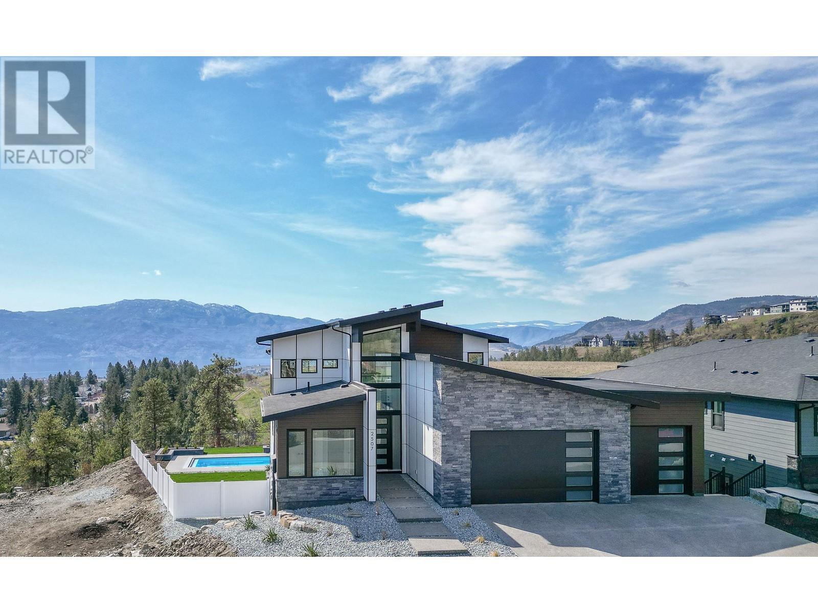 2507 Pinnacle Ridge Drive, West Kelowna, British Columbia V4T 0E3 (27709402)