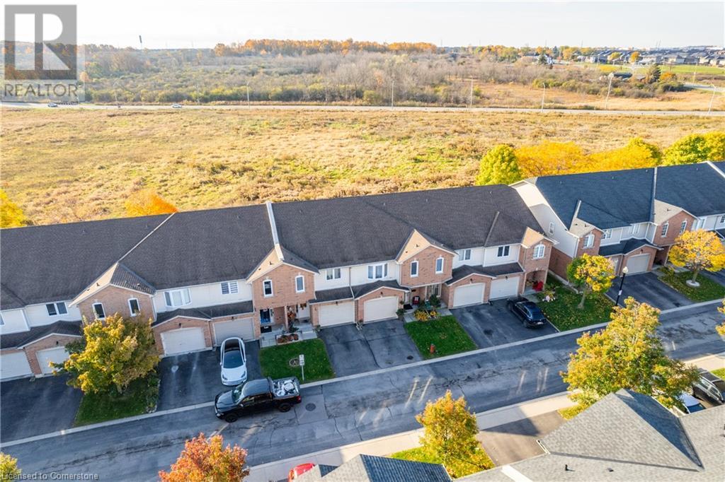 800 Paramount Drive Unit# 38, Hamilton, Ontario  L8J 3V8 - Photo 3 - 40683333