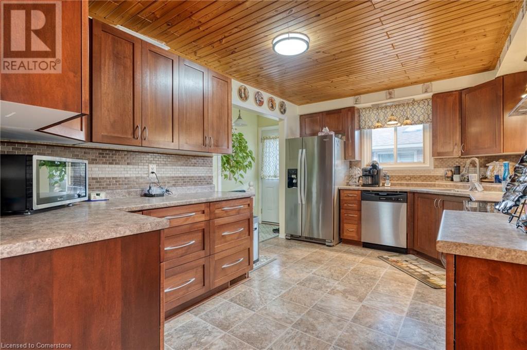 53 Anna Capri DriveHamilton, Ontario  L8W 1M7 - Photo 6 - 40683111