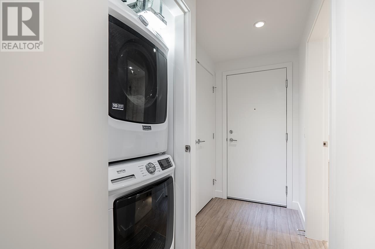 109 733 E 3rd Street, North Vancouver, British Columbia  V7L 1G8 - Photo 25 - R2948581