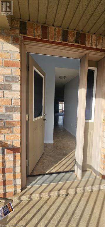 220 Cranbrook Street, Kitchener, Ontario  N2P 0B5 - Photo 3 - 40683437