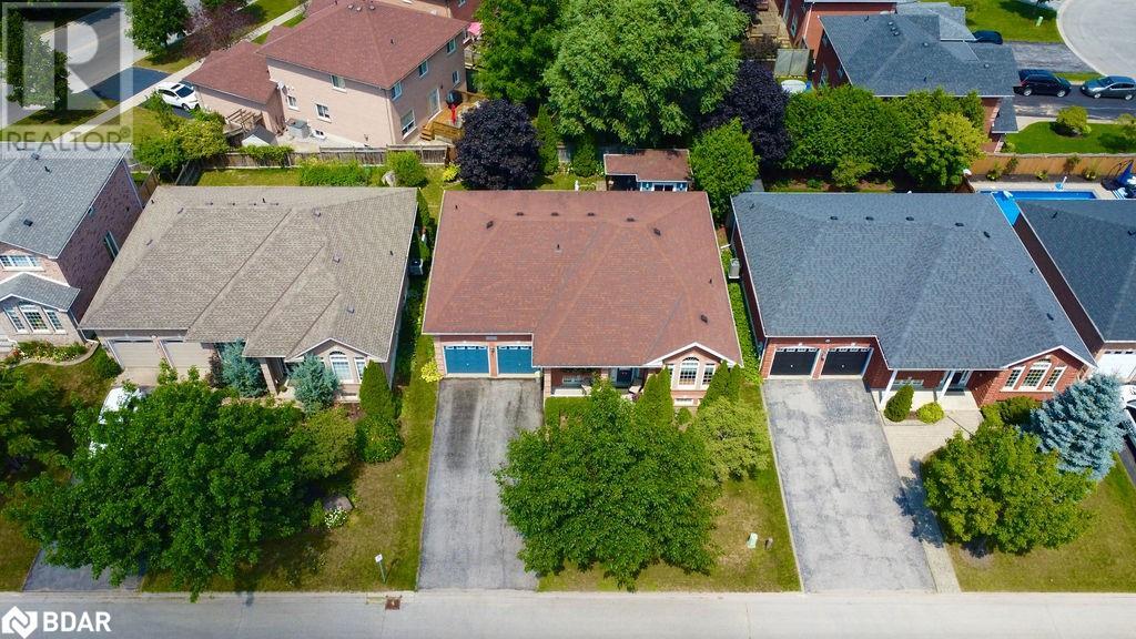 263 Dock Road, Barrie, Ontario  L4N 0L3 - Photo 3 - 40683427