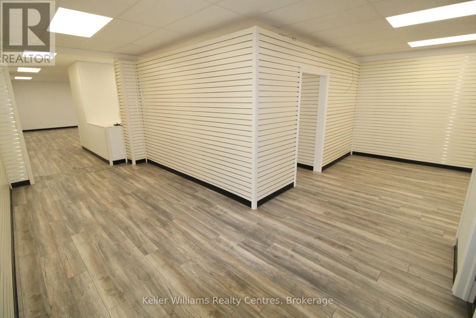 303/305 10th Street, Hanover, Ontario  N4N 1P1 - Photo 12 - X11881371
