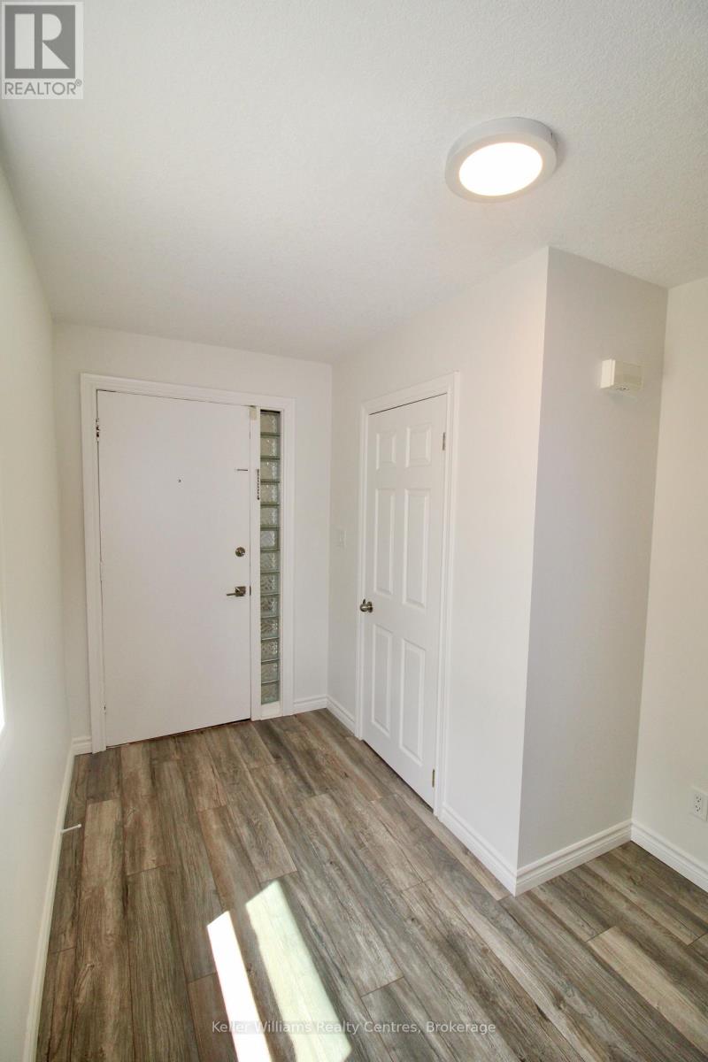 303/305 10th Street, Hanover, Ontario  N4N 1P1 - Photo 17 - X11881371