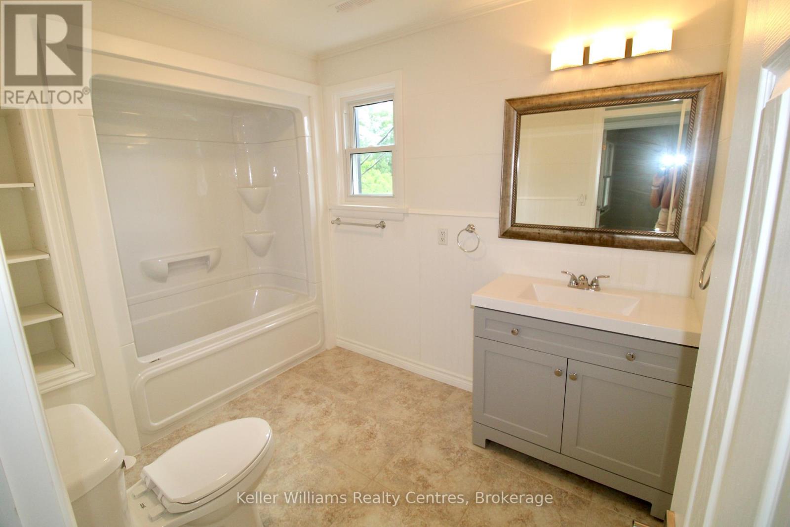 303/305 10th Street, Hanover, Ontario  N4N 1P1 - Photo 23 - X11881371