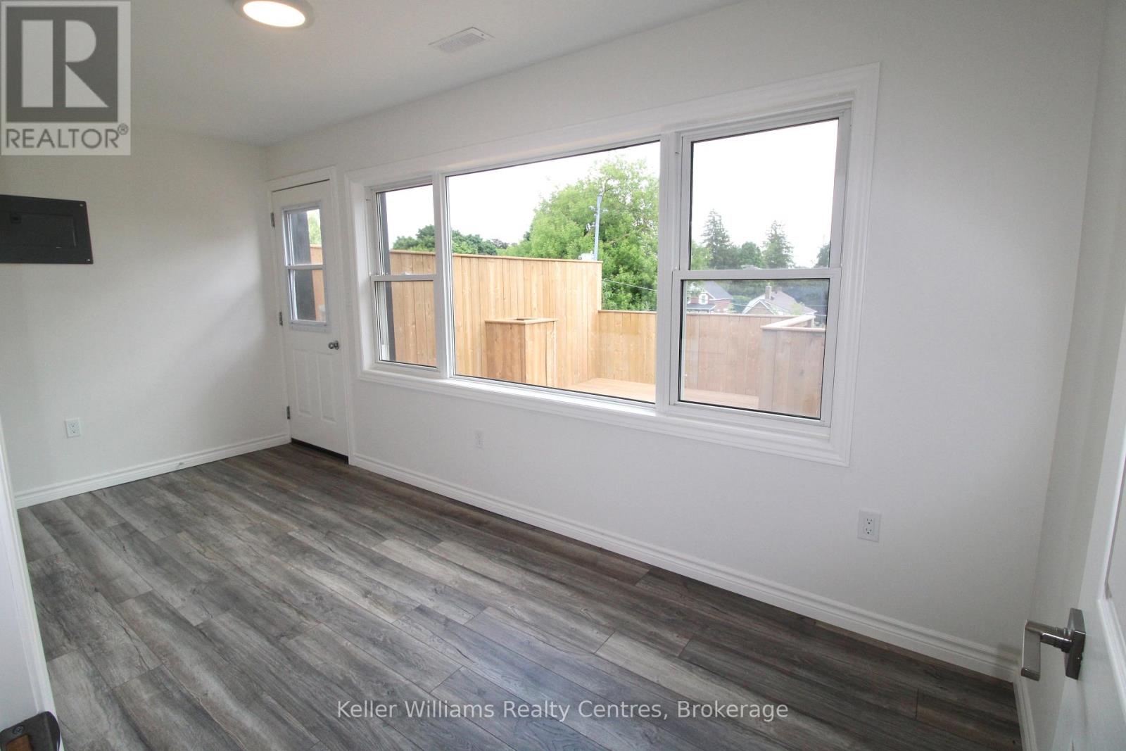 303/305 10th Street, Hanover, Ontario  N4N 1P1 - Photo 25 - X11881371