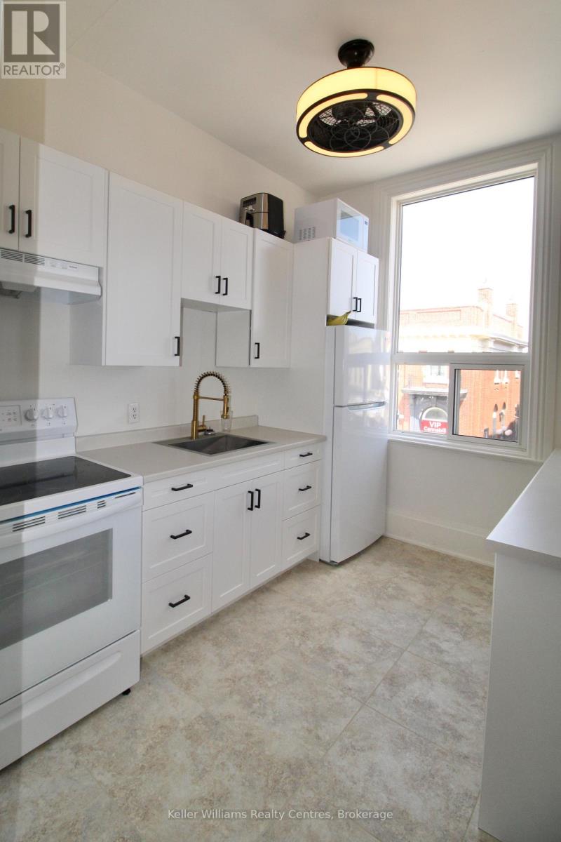 303/305 10th Street, Hanover, Ontario  N4N 1P1 - Photo 30 - X11881371