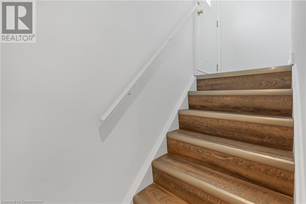 10 Warren Avenue, Hamilton, Ontario  L9A 3C6 - Photo 22 - 40683192