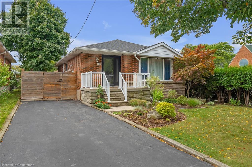 10 Warren Avenue, Hamilton, Ontario  L9A 3C6 - Photo 3 - 40683192