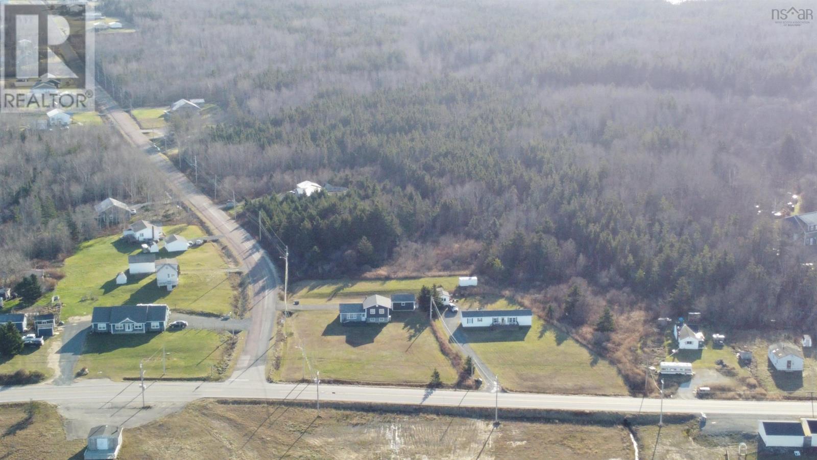 3038 New Waterford Highway, Victoria Mines, Nova Scotia  B1N 3J6 - Photo 4 - 202427727