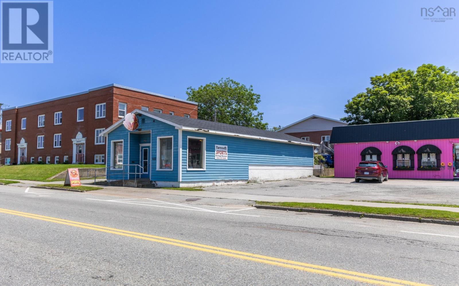 435 Main Street, Yarmouth, Nova Scotia  B5A 1G6 - Photo 3 - 202427706