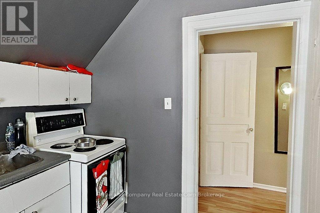 45 West Gore Street, Stratford, Ontario  N5A 1J9 - Photo 3 - X11881416