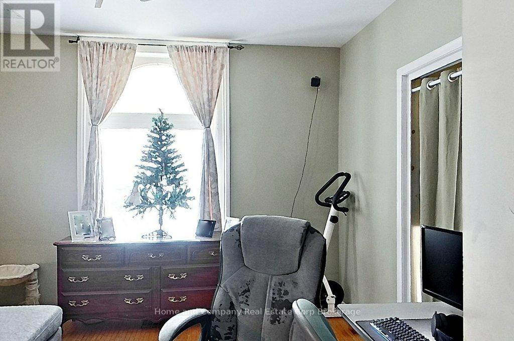 45 West Gore Street, Stratford, Ontario  N5A 1J9 - Photo 9 - X11881416