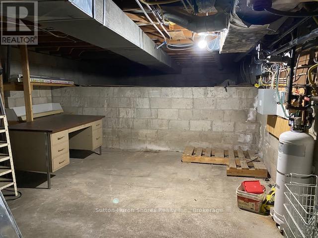 602 Goderich Street, Saugeen Shores, Ontario  N0H 2C0 - Photo 10 - X11881437