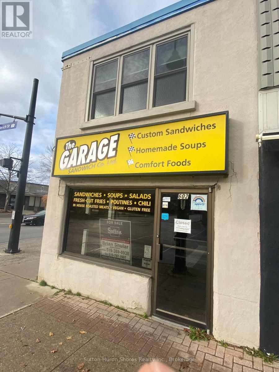 602 Goderich Street, Saugeen Shores, Ontario  N0H 2C0 - Photo 2 - X11881437