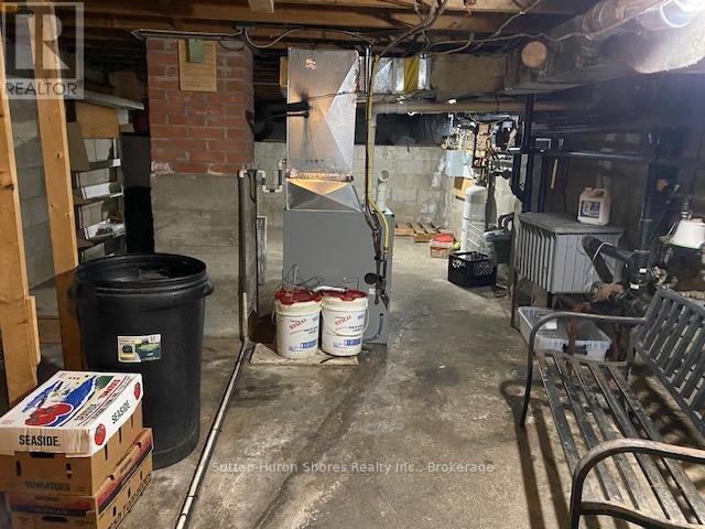 602 Goderich Street, Saugeen Shores, Ontario  N0H 2C0 - Photo 9 - X11881437