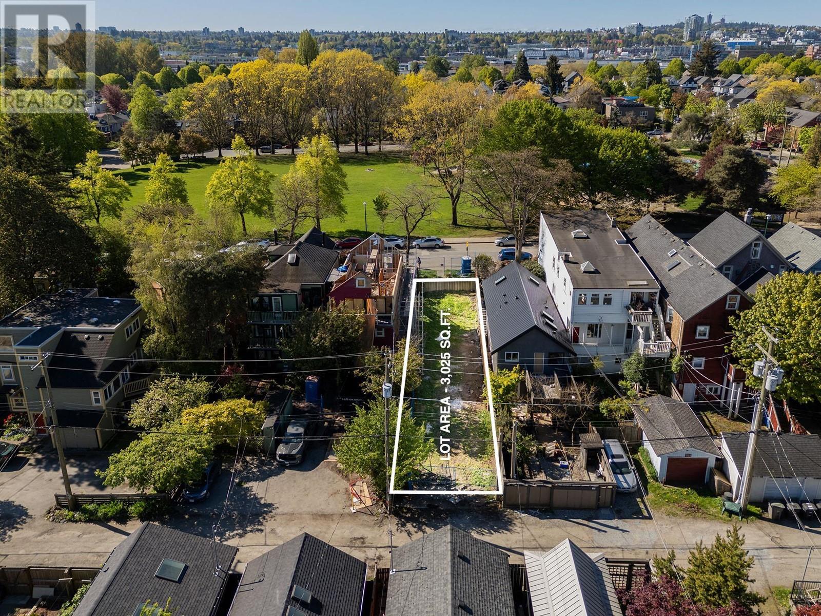 Listing Picture 8 of 10 : 743 KEEFER STREET, Vancouver / 溫哥華 - 魯藝地產 Yvonne Lu Group - MLS Medallion Club Member