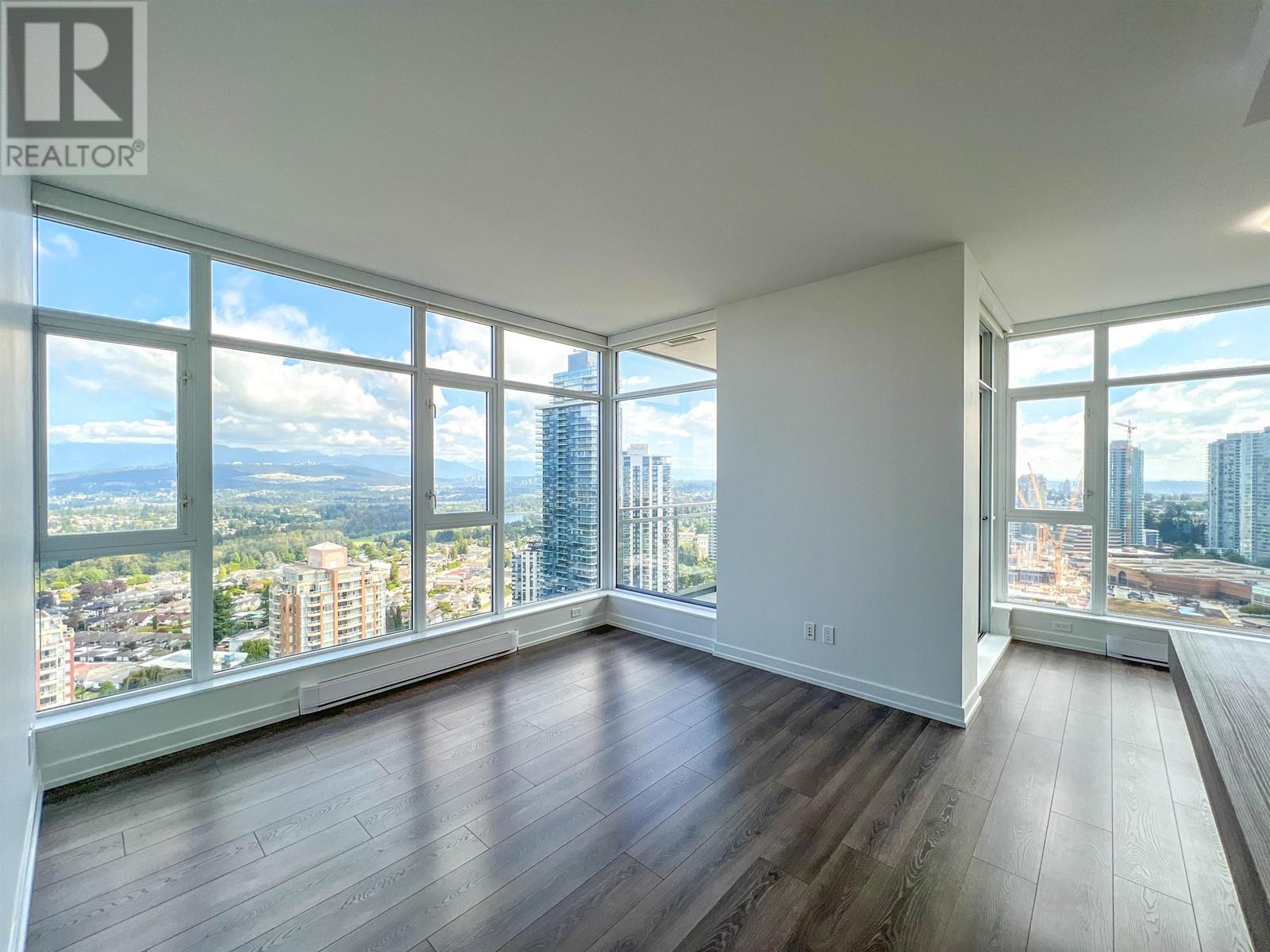 Listing Picture 12 of 27 : 3007 4688 KINGSWAY, Burnaby / 本拿比 - 魯藝地產 Yvonne Lu Group - MLS Medallion Club Member