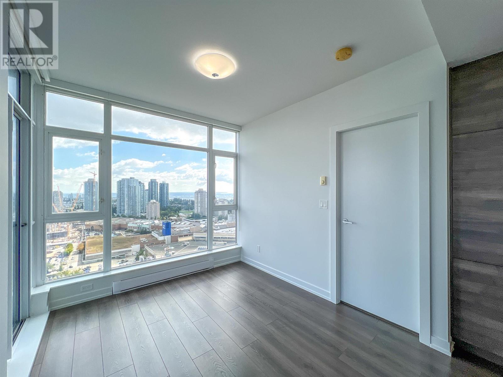 Listing Picture 15 of 27 : 3007 4688 KINGSWAY, Burnaby / 本拿比 - 魯藝地產 Yvonne Lu Group - MLS Medallion Club Member