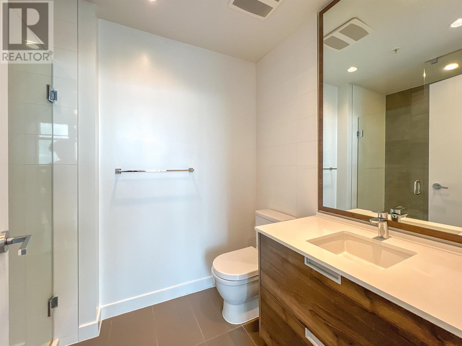 Listing Picture 18 of 27 : 3007 4688 KINGSWAY, Burnaby / 本拿比 - 魯藝地產 Yvonne Lu Group - MLS Medallion Club Member