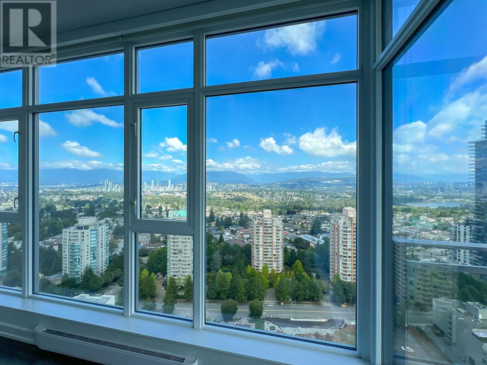 Listing Picture 24 of 27 : 3007 4688 KINGSWAY, Burnaby / 本拿比 - 魯藝地產 Yvonne Lu Group - MLS Medallion Club Member