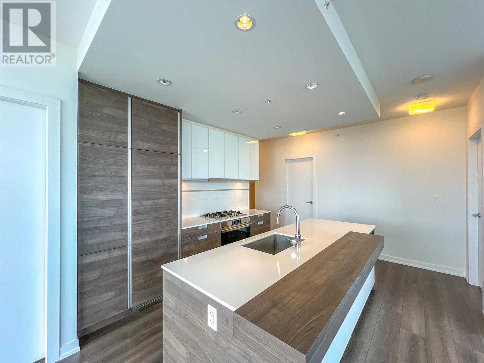 Listing Picture 8 of 27 : 3007 4688 KINGSWAY, Burnaby / 本拿比 - 魯藝地產 Yvonne Lu Group - MLS Medallion Club Member