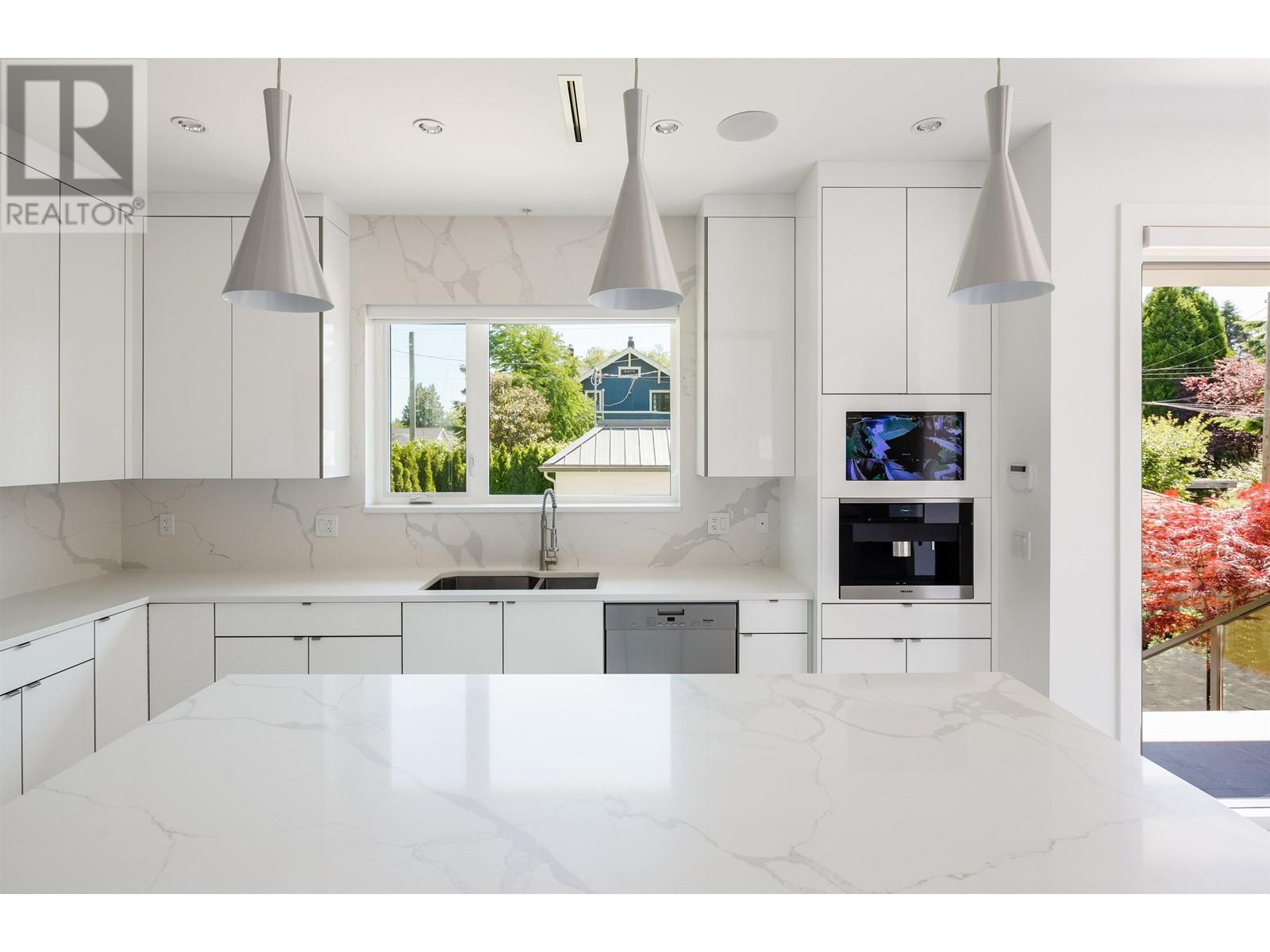 3708 W 1st Avenue, Vancouver, British Columbia  V6R 1H4 - Photo 12 - R2948745