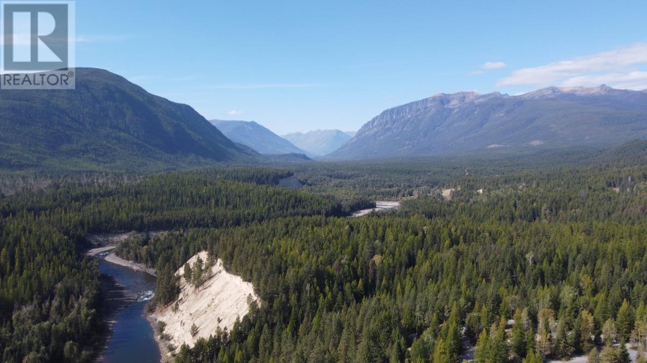 111 River Bend Lane, Kimberley, British Columbia  V1A 0A6 - Photo 6 - 2474459