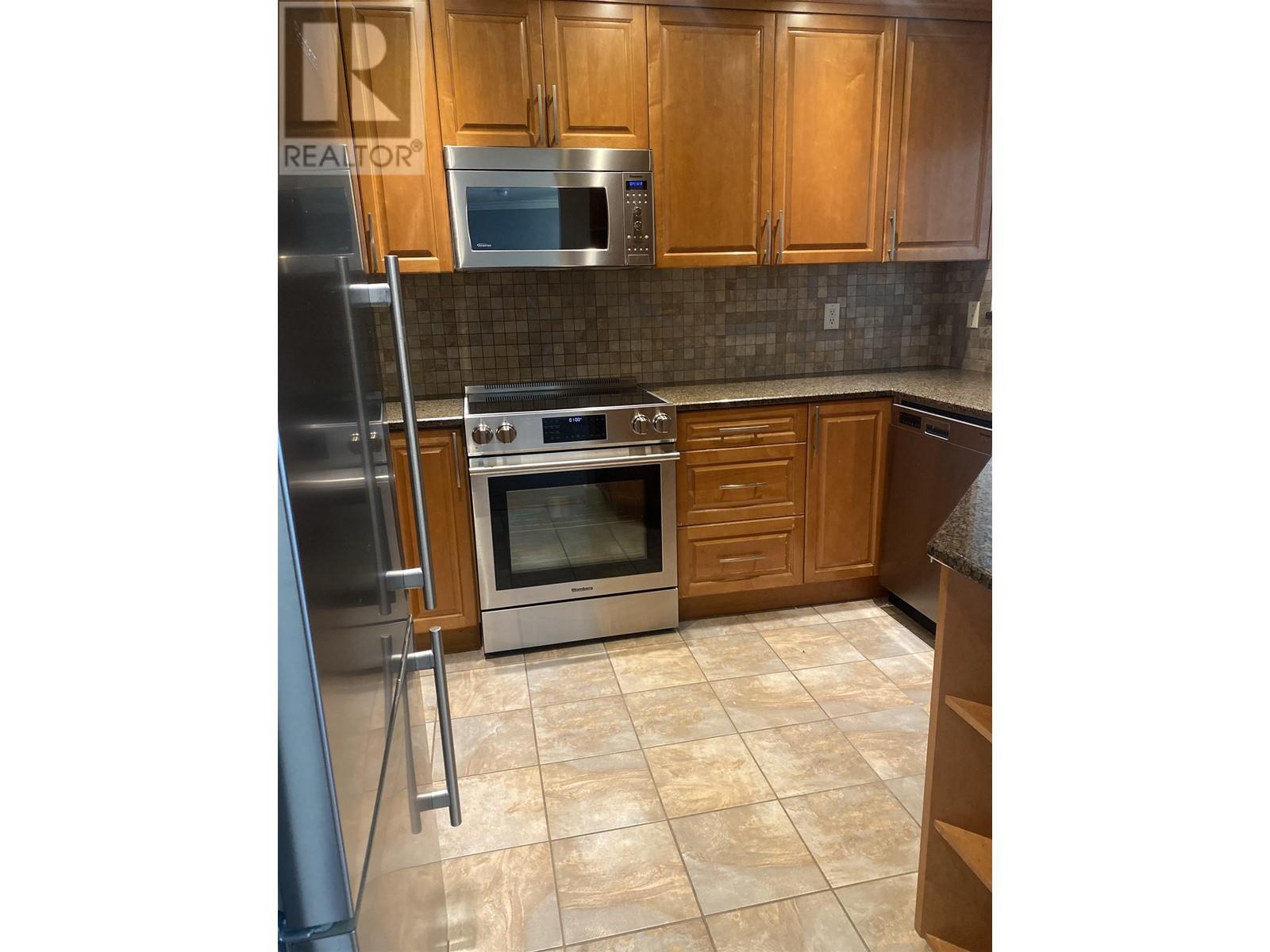 Listing Picture 5 of 20 : 370 8333 JONES ROAD, Richmond / 烈治文 - 魯藝地產 Yvonne Lu Group - MLS Medallion Club Member