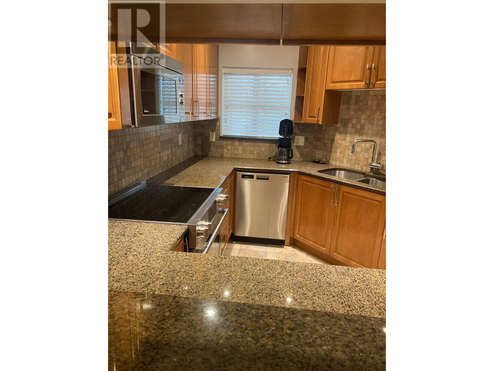 Listing Picture 6 of 20 : 370 8333 JONES ROAD, Richmond / 烈治文 - 魯藝地產 Yvonne Lu Group - MLS Medallion Club Member
