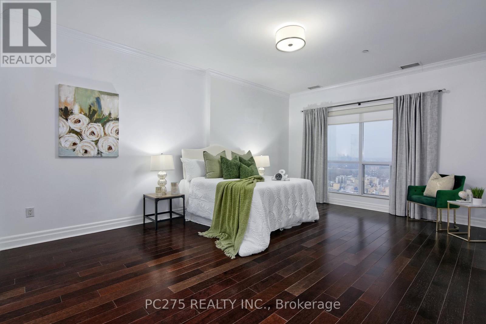Photo 17 of 36 for 2404 - 330 Ridout Street N