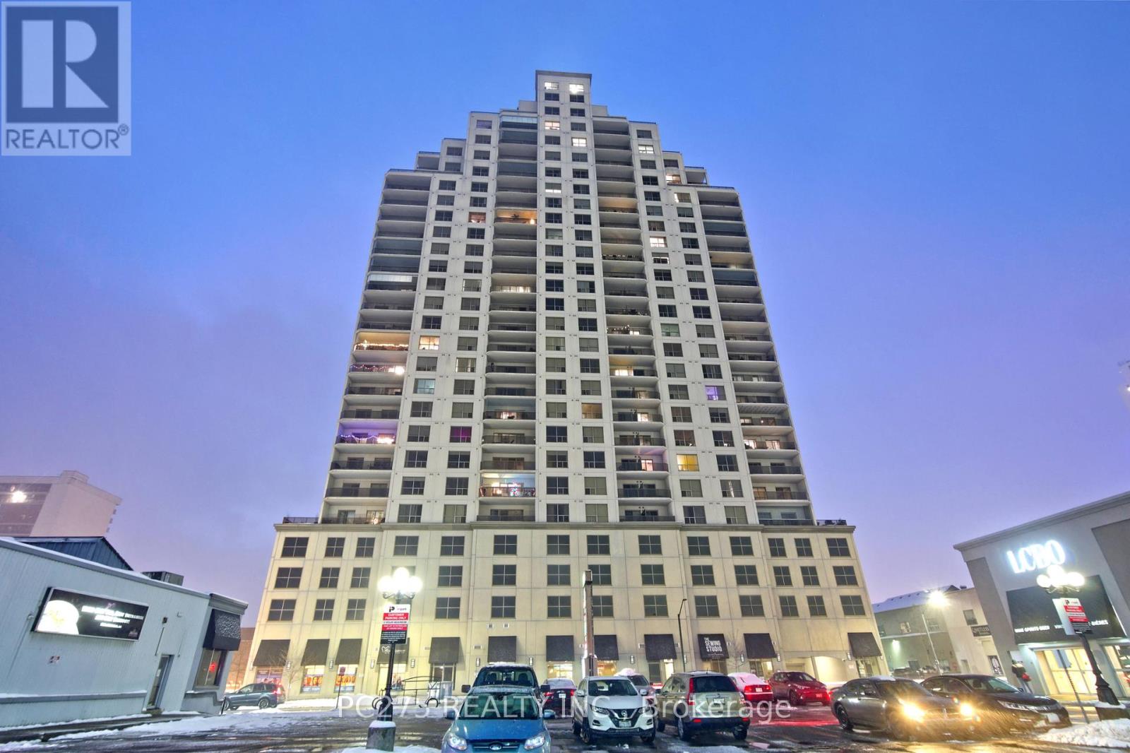 Photo 2 of 36 for 2404 - 330 Ridout Street N