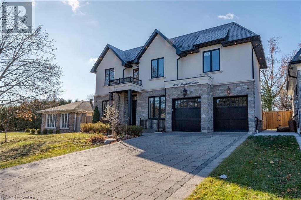 430 Stanfield DriveOakville, Ontario  L6L 3P9 - Photo 2 - 40682242