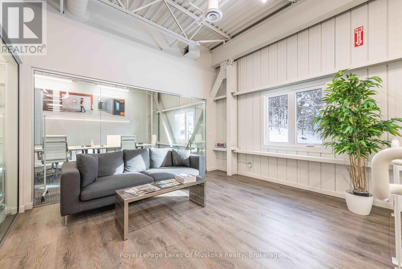 115 - 1 Crescent Road, Huntsville, Ontario  P1H 1Z6 - Photo 11 - X11881669