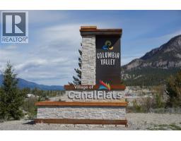 LOT 1 TAMARACK Street, canal flats, British Columbia