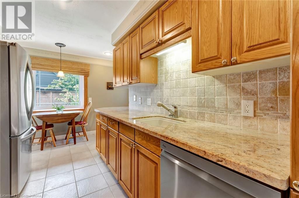 56 Skyland Drive, Hamilton, Ontario  L9A 3C1 - Photo 10 - 40683346
