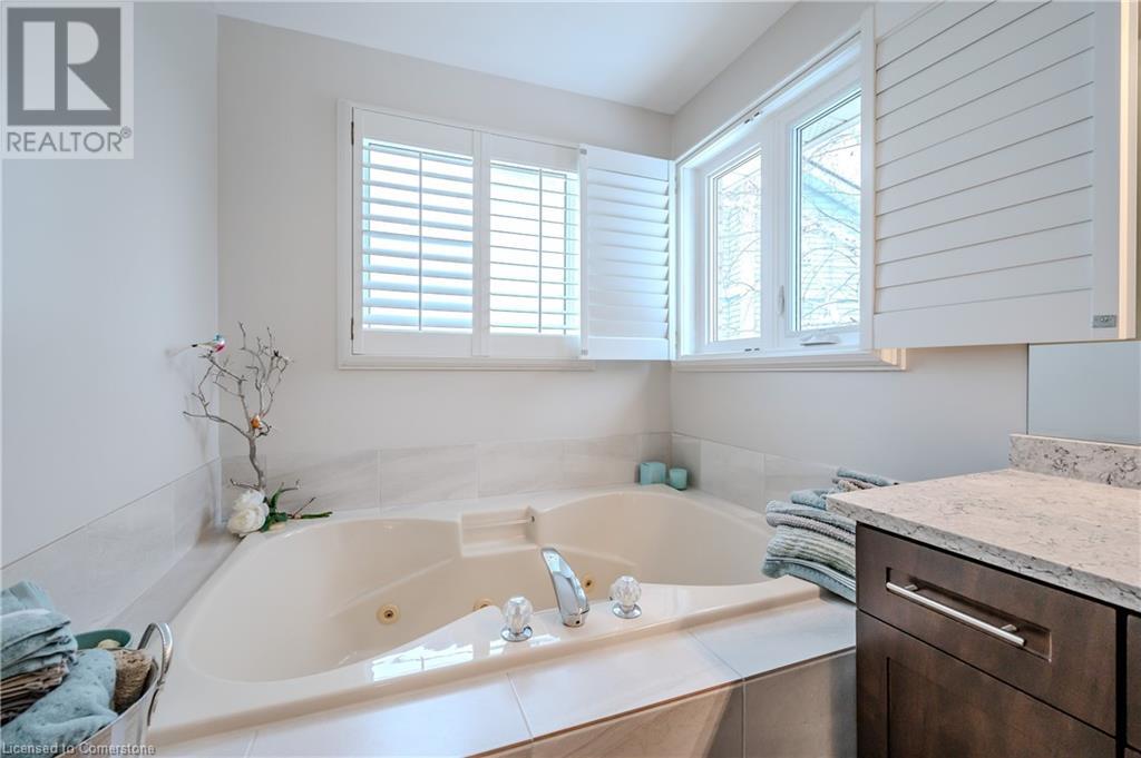 586 Guildwood Place, Waterloo, Ontario  N2K 3M4 - Photo 31 - 40683156