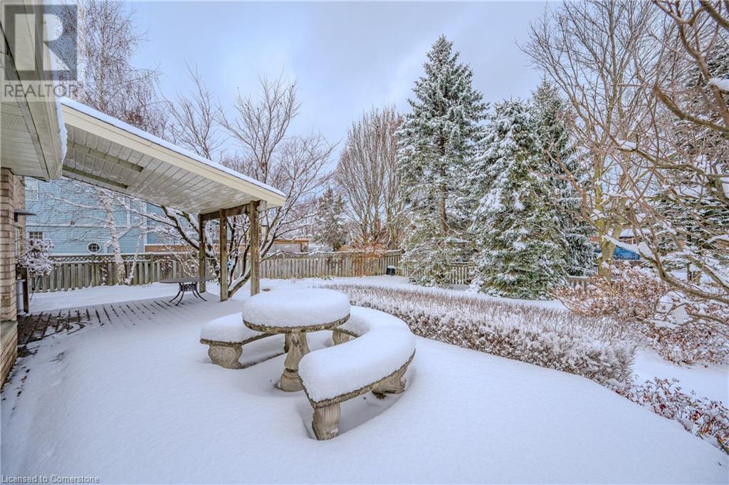 586 Guildwood Place, Waterloo, Ontario  N2K 3M4 - Photo 38 - 40683156