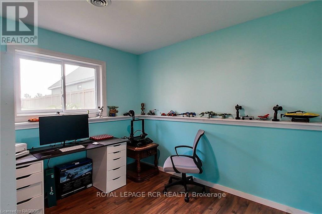 8 William Street N, Huron-Kinloss, Ontario  N0G 2R0 - Photo 31 - X10845924